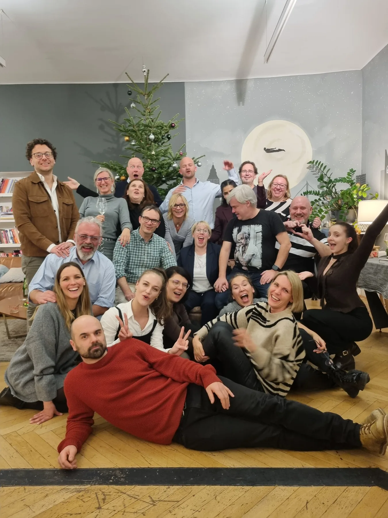Das Team bei der Weihnachtsfeier